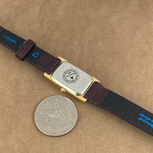 Vintage Gold Movado Esquire Small Swiss Tank Watch main image 7